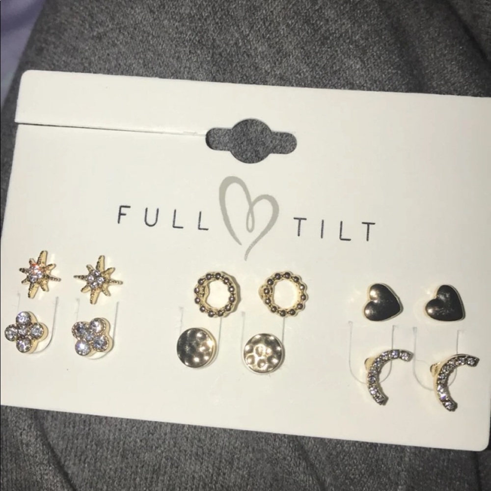 brand new earrings from tillys
